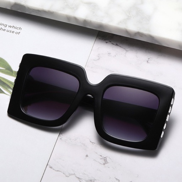 Square diamond back sunglasses - Picture 2 of 4